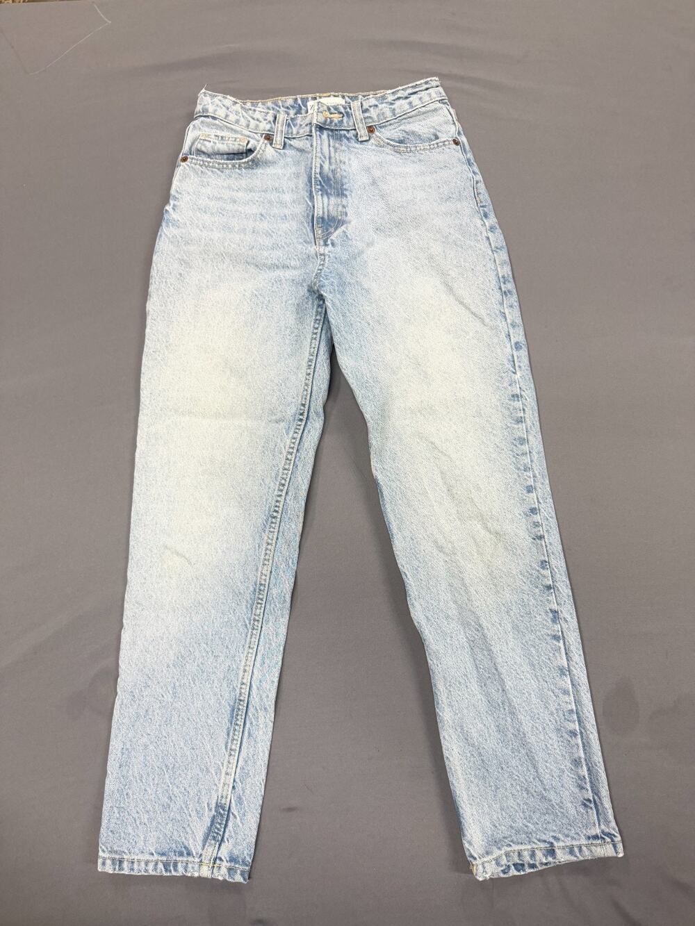 ZARA Women's Jeans Size 4 26 Light Wash Blue Denim Straight Leg Y2K